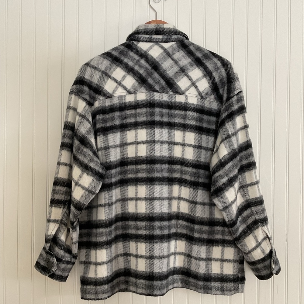 Zara Plaid Shacket - Picture 2 of 10